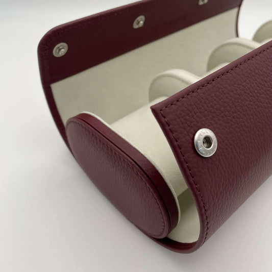 Uhrenrolle SINGAPUR - Leder Violettrot, Nahaufnahme, schräg, offen – uhrenrolle
