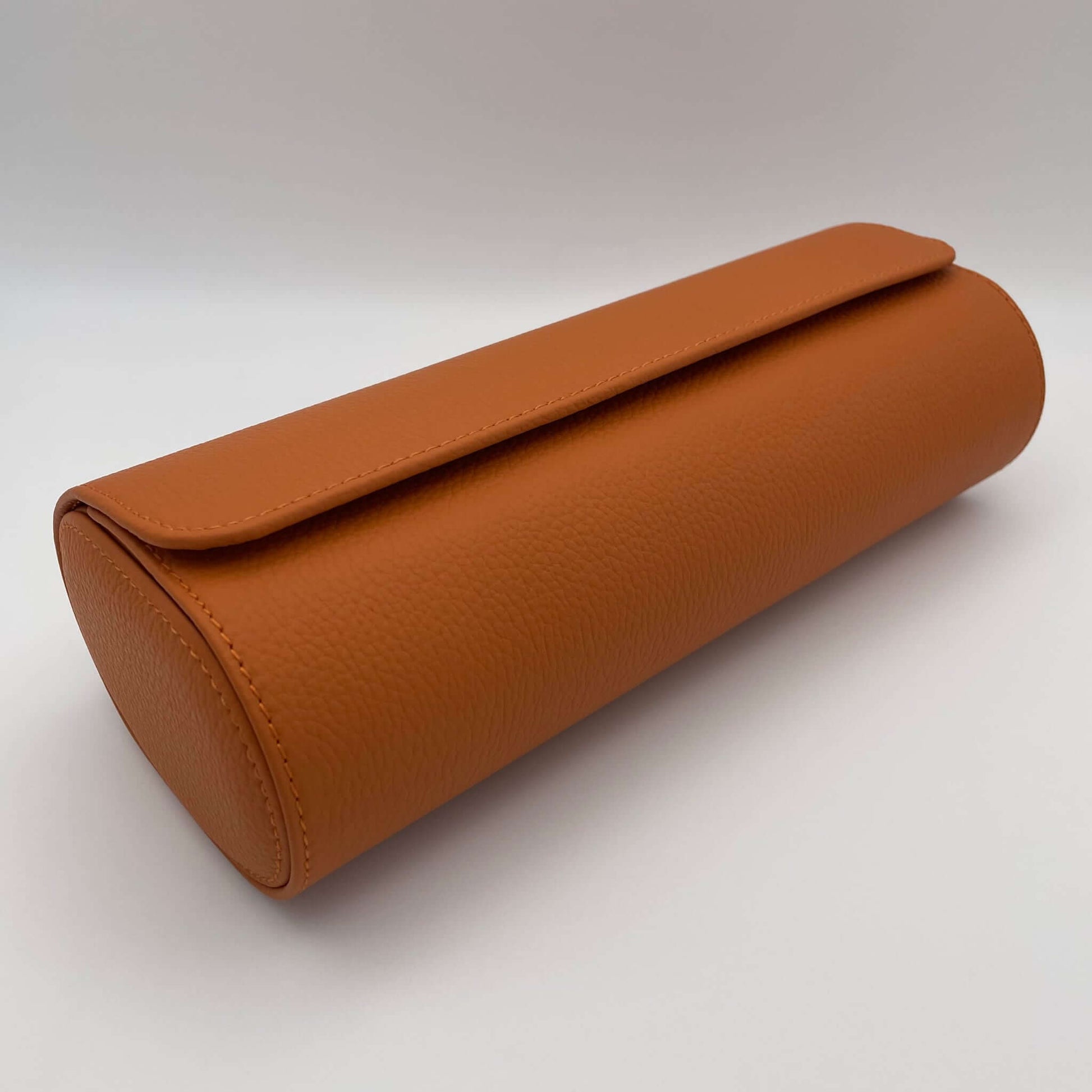 Uhrenrolle ANTWERPEN - Leder Orange, Ansicht schräg, geschlossen – uhrenrolle