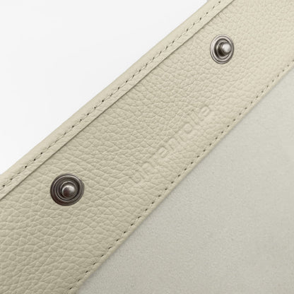 Uhrenrolle HAMPTONS - Leder Creme, Nahaufnahme, Schriftzug uhrenrolle – uhrenrolle