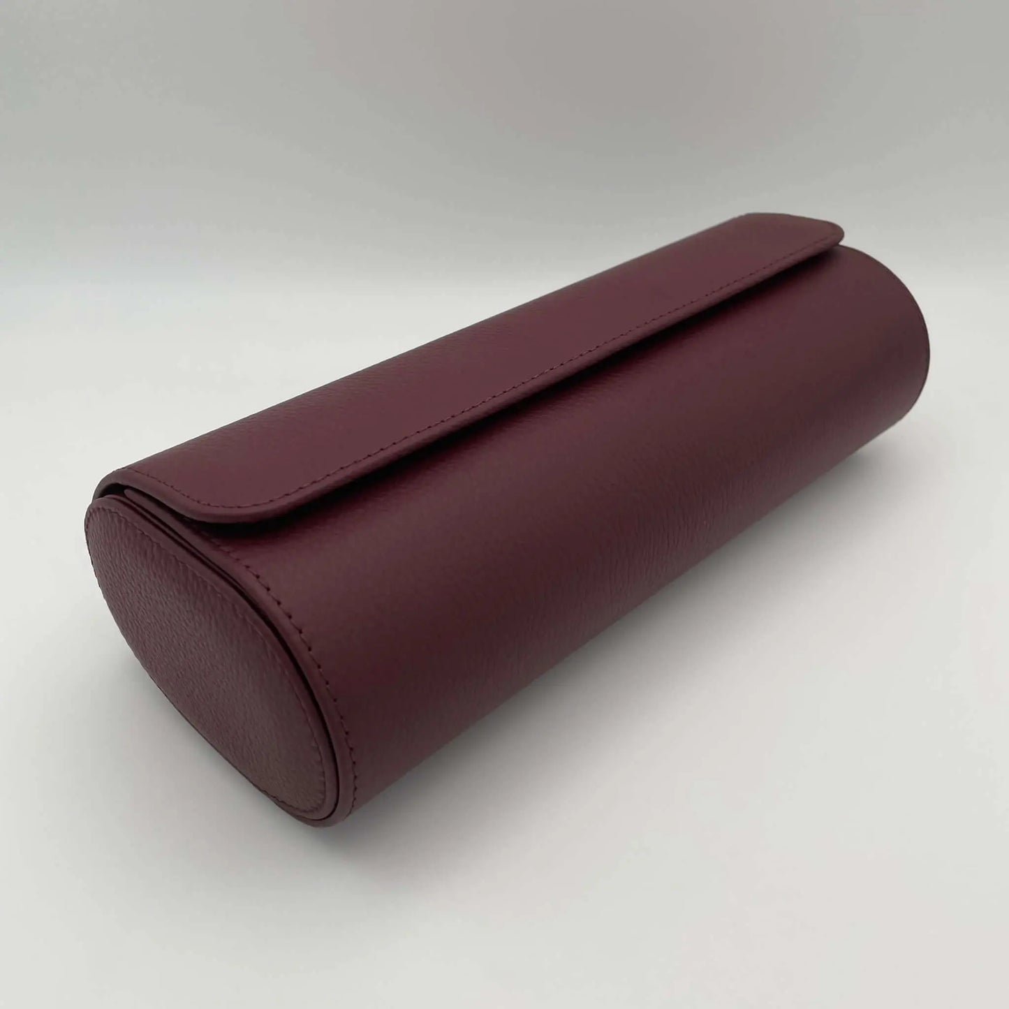 Uhrenrolle SINGAPUR - Leder Violettrot, Ansicht schräg, geschlossen – uhrenrolle